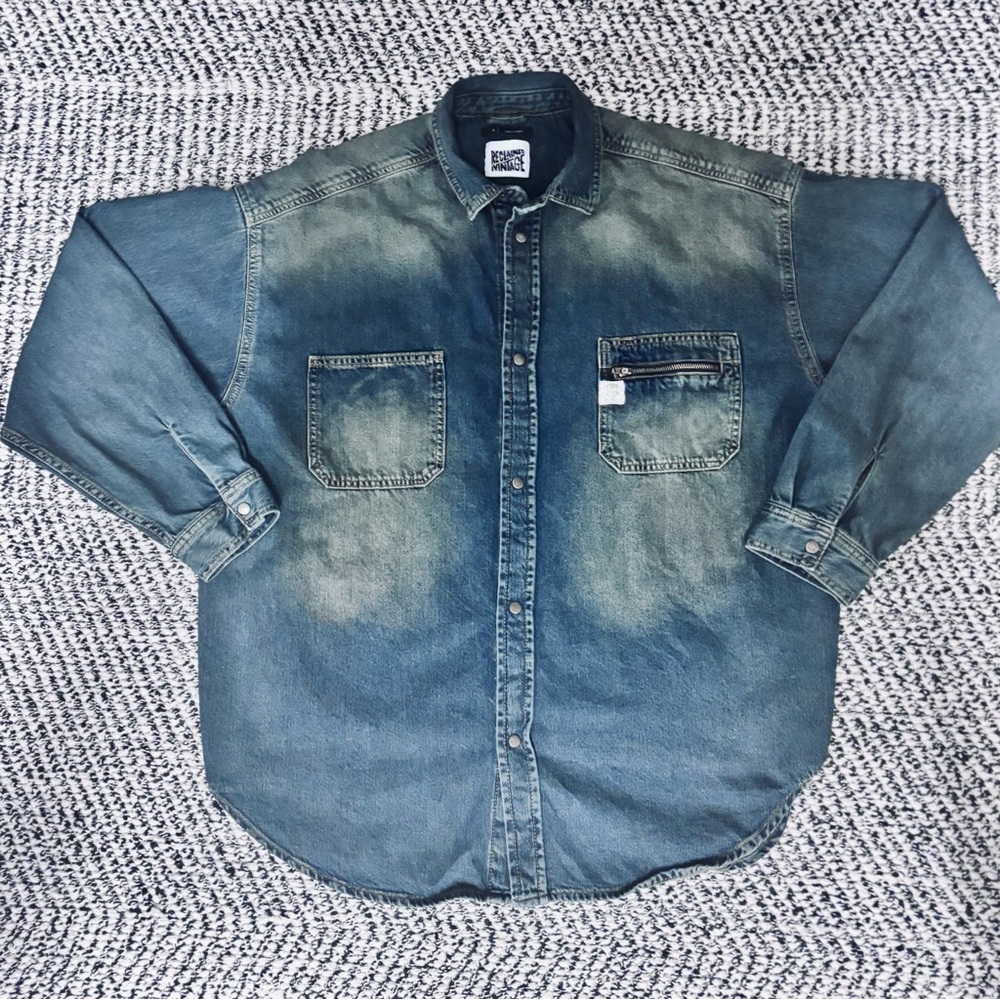 Reclaimed Vintage - Spread Collar, Button Placket, Unisex, Denim Shirt Size M - Picture 4 of 5